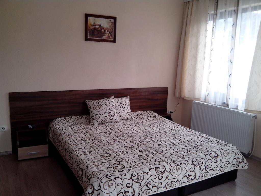 Advel Guest Hous Otel Madzhare Oda fotoğraf